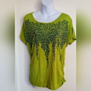 🛍️ BUNDLE ONLY🛍️DOTS LADIES GREEN SHORT SLEEVE TOP